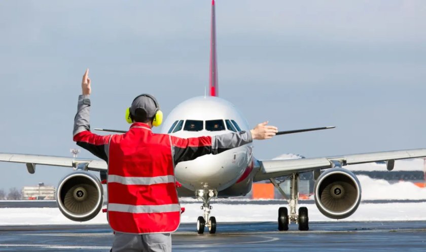 Продължава евакуацията на българи от Близкия изток