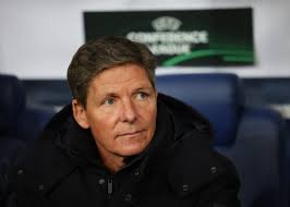 Не е Булгаристан: Взеха книжката на мениджъра на Кристъл Палас