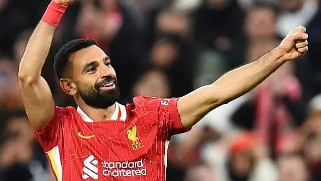 Само Джерард е над Салах в Ливърпул