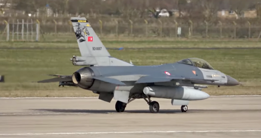 Турция обмисля разполагане на изтребители F-16 в Кипър