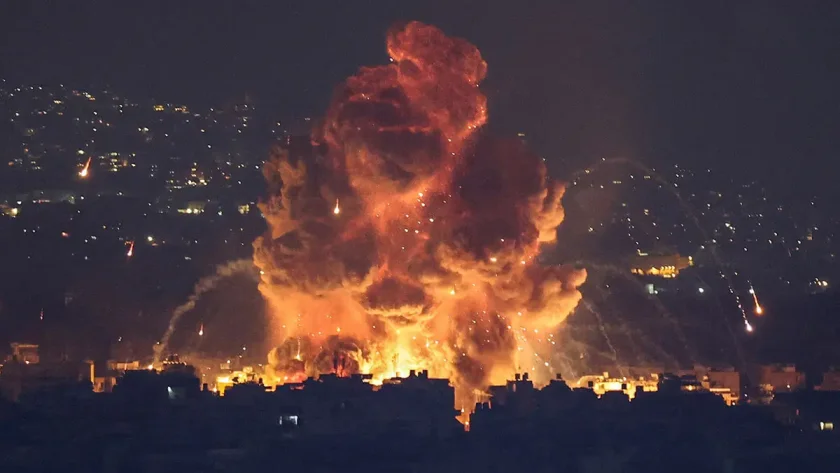 Щракна ли капанът на Хаменей с операция "Безумец"?