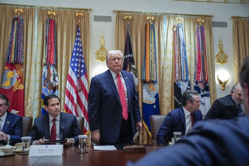 Съветниците на Тръмп го убеждават спешно да извади САЩ от войната с Иран