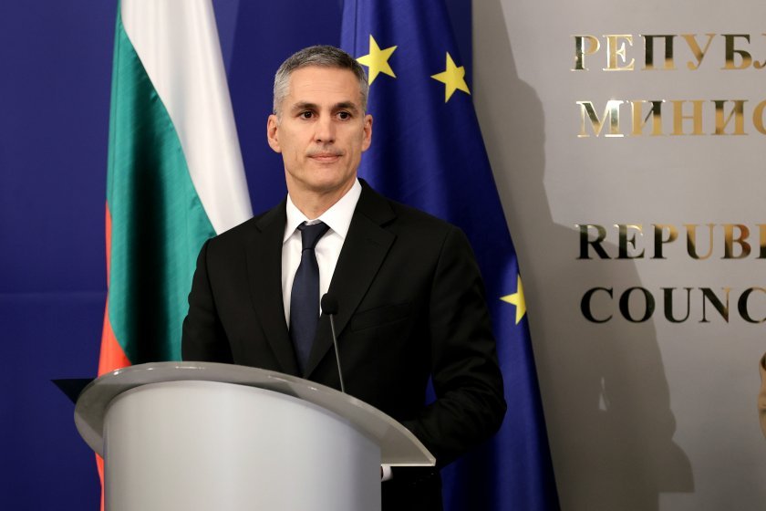 Гюров: България не е застрашена, не сме страна в конфликта