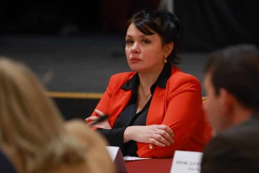 Първо в Lupa.bg: Скандалната прокурорка Теодора Георгиева поиска охрана, за да си дойде у нас