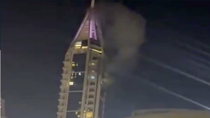 Ударен е небостъргачът Марина в Дубай