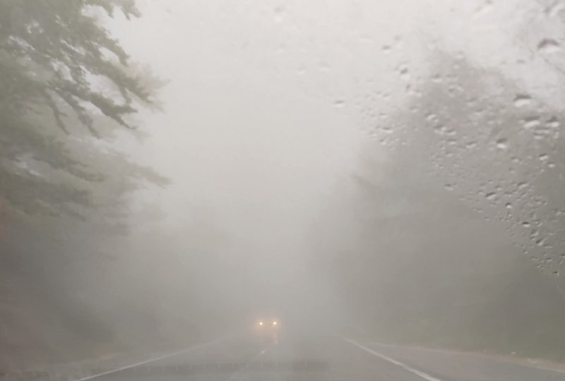 Сняг и мъгла над 1800 м, условията в планините са лоши