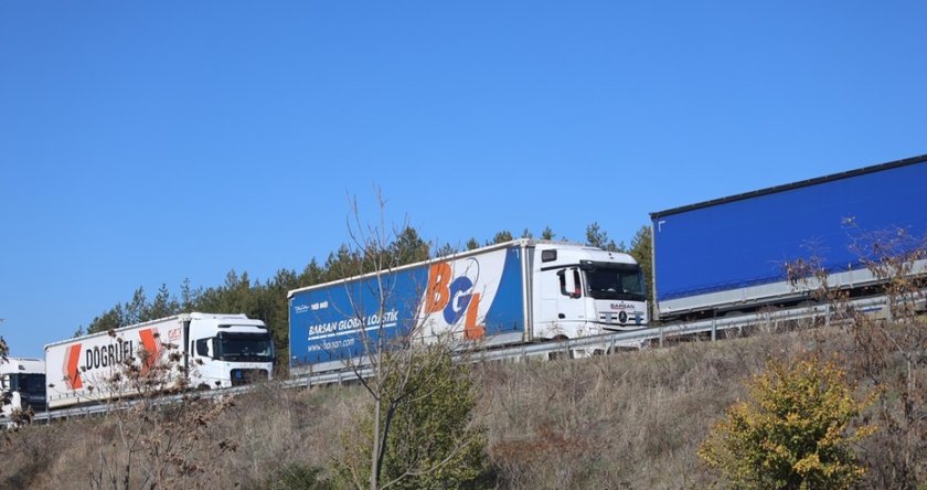 Колона от камиони на "Капитан Андреево" тази сутрин