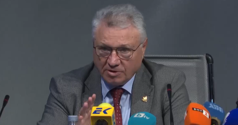 Продължава евакуацията на нашенците от ОАЕ