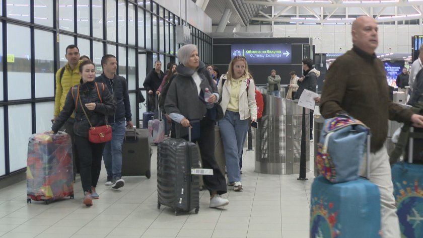 Още 180 БГ туристи се прибираха от Близкия изток