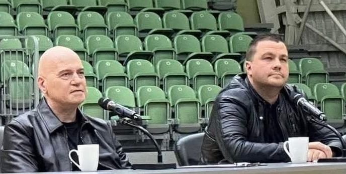 Слави от дивана: Всичко на "Петрохан-Околчица" води към кмета!