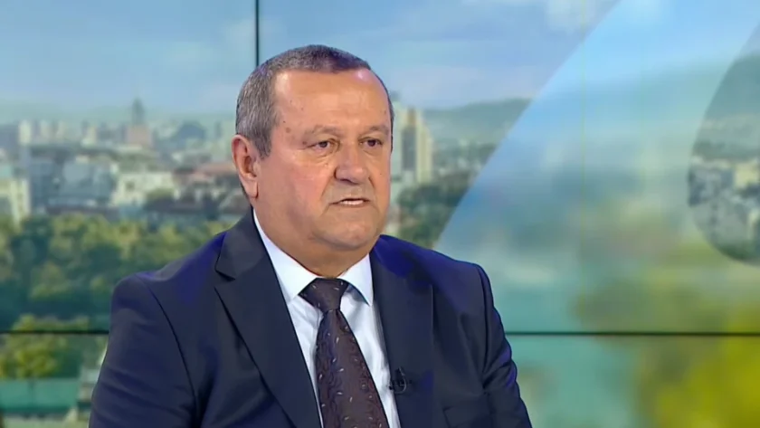 Хасан Адемов алармира: Партии зарибяват с "Топъл обяд" за вота