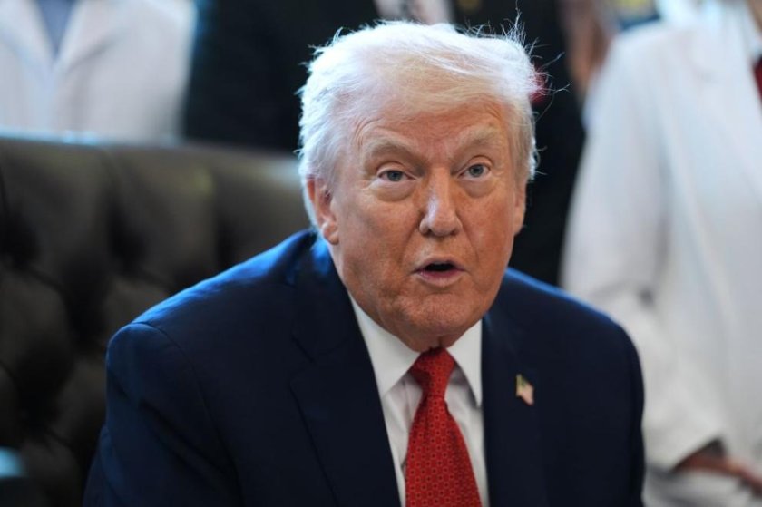 Тръмп: Путин може би малко помага на Иран