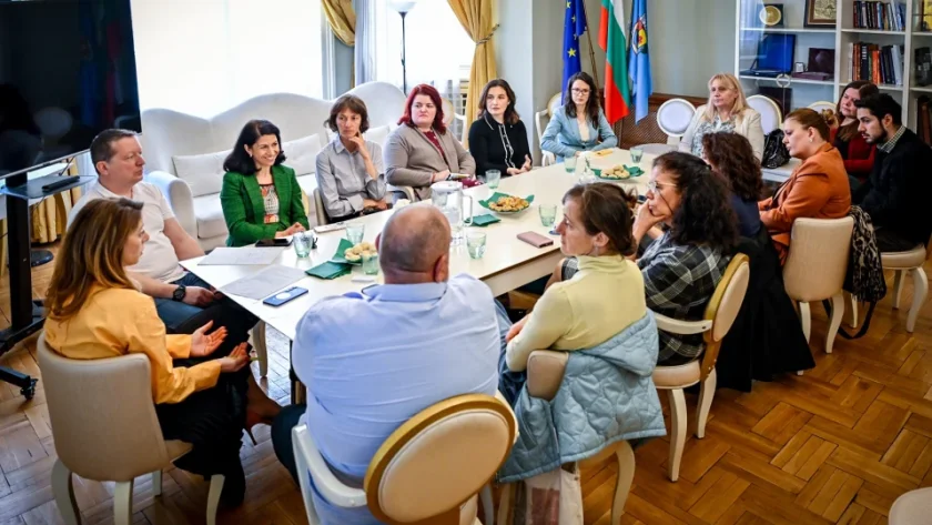 Повече плодове, зеленчуци и сезонни продукти в менюто на детските градини