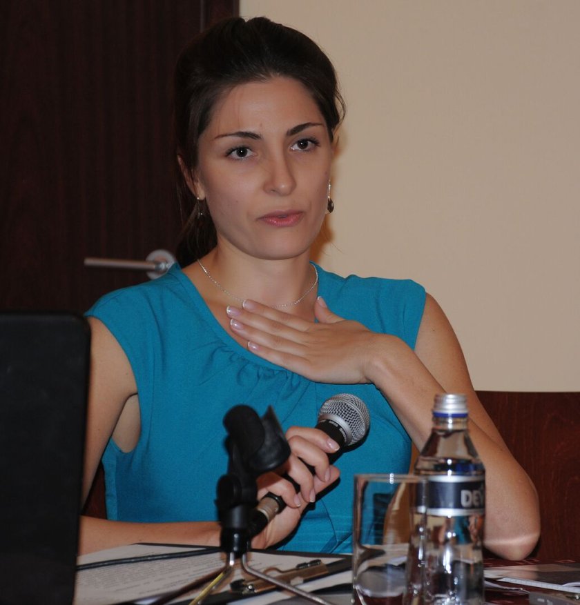 Бившата на министър Дечев: Детето ми е в опасност! Искам проверка на Емил от ДАЗД