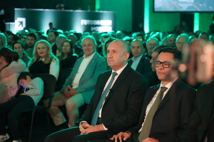 Радев започва предизборния си тур от Русе