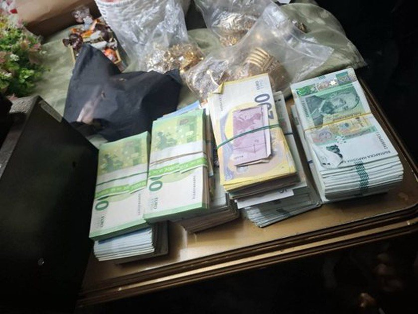 Задържаха рецидивист за купуване на гласове край Ботевград