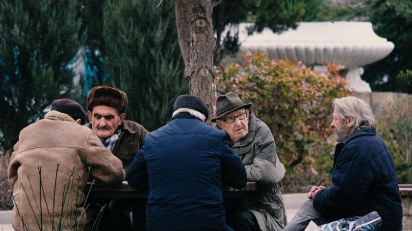 Предлагат минималната пенсия да се вдигне със 70 евро