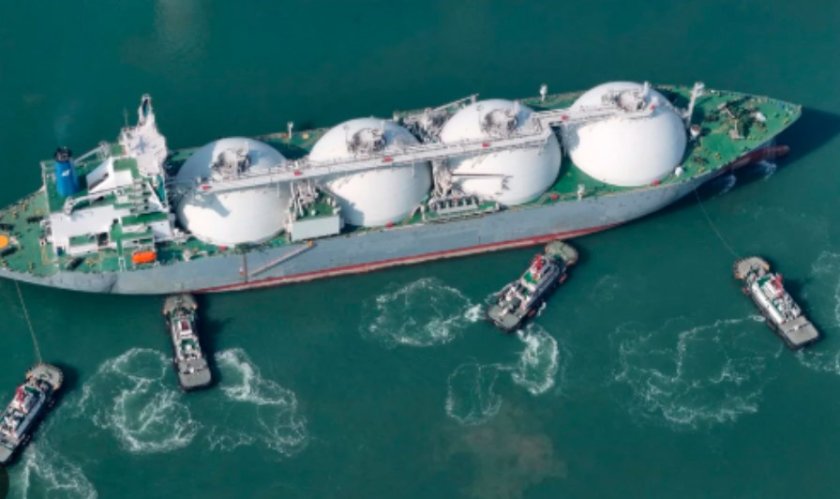 САЩ разрешиха временно покупката и продажбата на ирански петрол