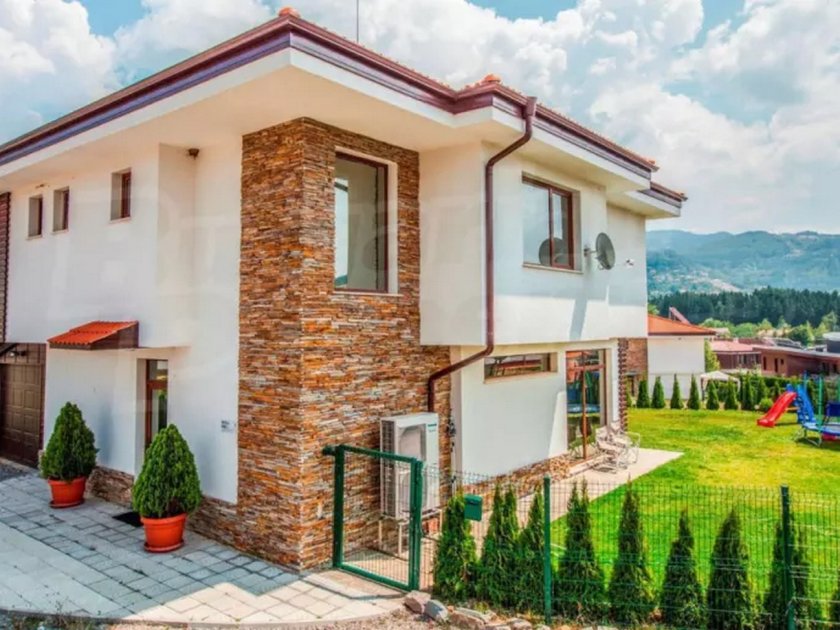 Къщите край София са поскъпнали с 80% за 5 години