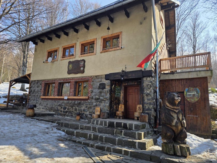 Рокада: Емблематична хижа с нови стопани