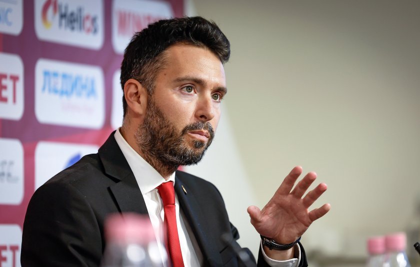 Бивш шеф на ЦСКА отново става мениджър