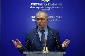 Министър Игнатов ще предложи 20 април за официален празник