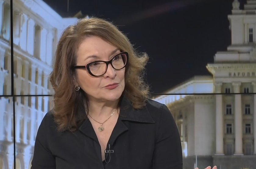 Проф. Антоанета Христова: Мирчев и Божанов капитулираха пред Асен Василев