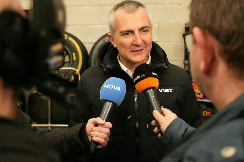 Спортният министър: Имахме крещяща нужда от такава писта