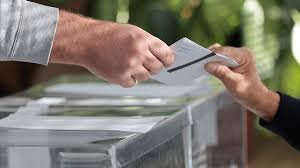 По стар обичай: Български граждани в Турция напират да гласуват у нас