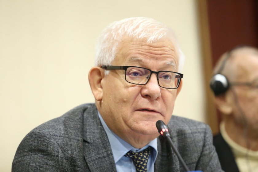 Едва сега брюкселските чиновници достигнаха до това, че трябва да