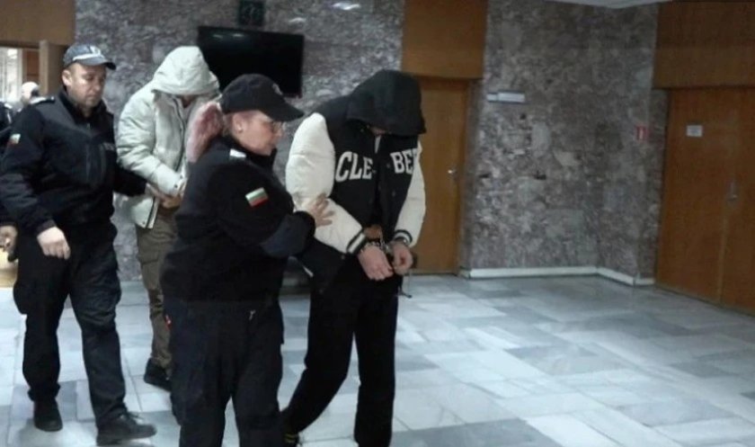 Настаняват в психиатрични заведения обвиняемите по делото за убийството в Мадан