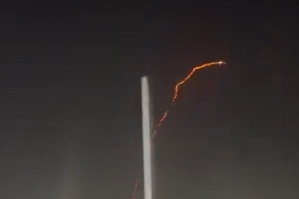 Атакуваха американското посолство в Багдад (ВИДЕО)