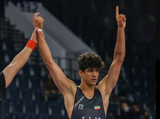 В Иран: Екзекутираха шампион по борба!