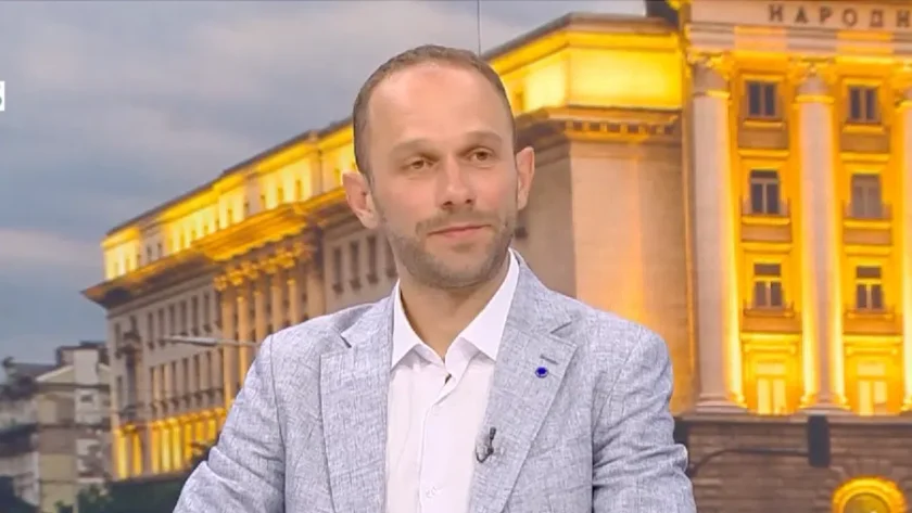 Димитър Петров: Кое е по-важно &ndash; да подобрим условията на труд и качеството на транспорта в София или да дадем едни пари на калпак?