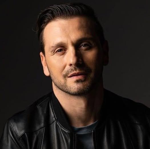 Александър Сано се шокира от сметката си за ток: От 357 лева станала 357 евро