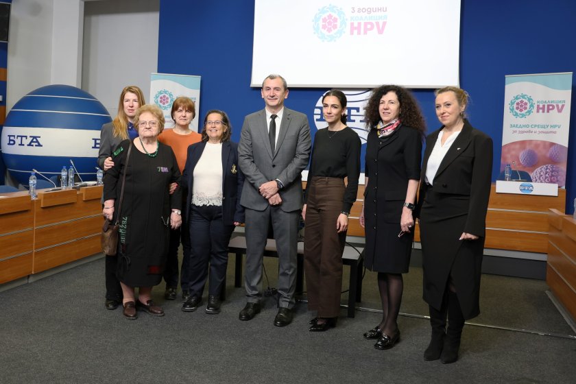 Министър Околийски: Имам две дъщери - и двете съм ваксинирал срещу HPV 