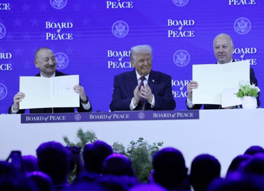 Кабинетът се жалва на КС за решението за Съвета за мир 