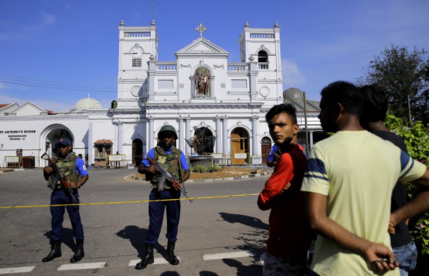 7 са изродите, извършили атентатите в Шри Ланка