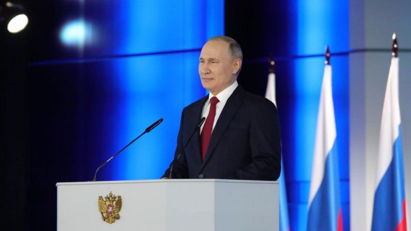 Путин иска референдум за промени в конституцията