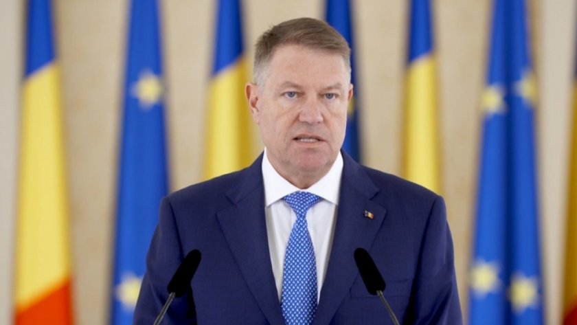 Президентът на Румъния е за предсрочни избори
