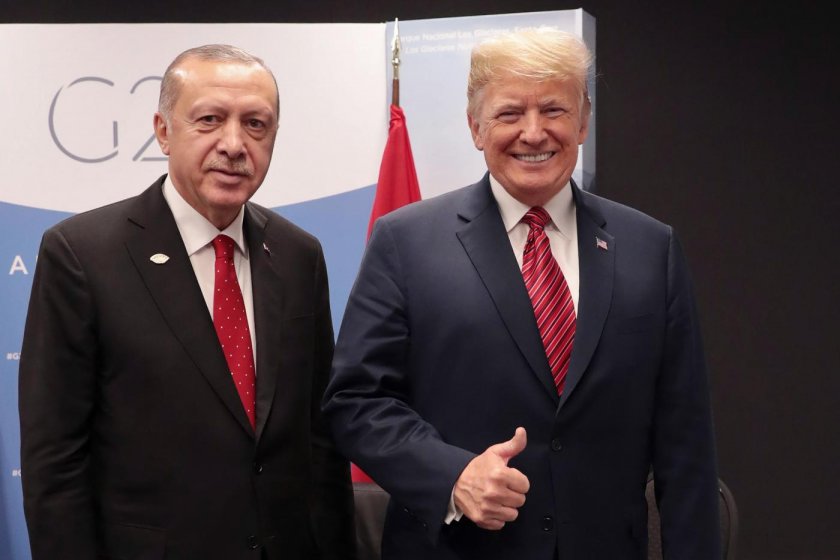 Тръмп и Ердоган обсъдиха ситуацията в Близкия изток