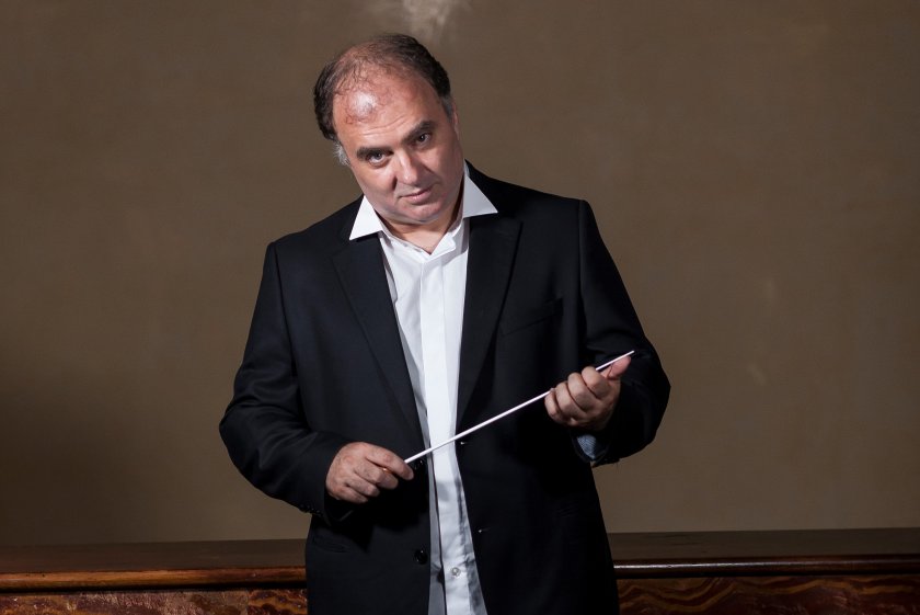 Културният министър заварил сектора в много лошо състояние 