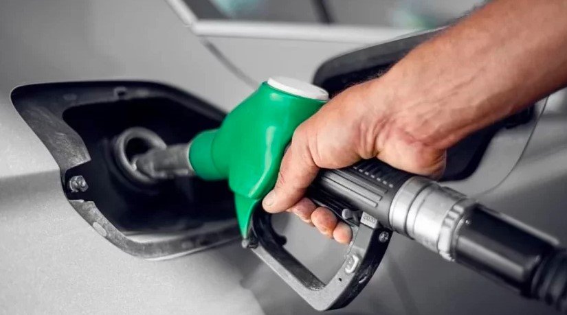 Шокът в цифри: Дизелът поскъпнал за месец с 25%, бензинът с 14%