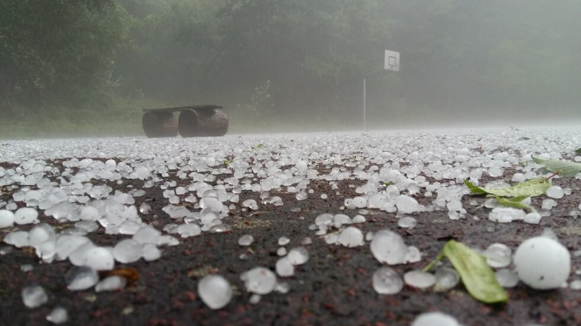 Мощна градушка очука Крумовград
