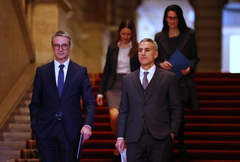 НА ВНИМАНИЕТО НА ГЮРОВ: Лапна ли кинти Трайчо от олигарси, за да си трае за АЕЦ-а? 