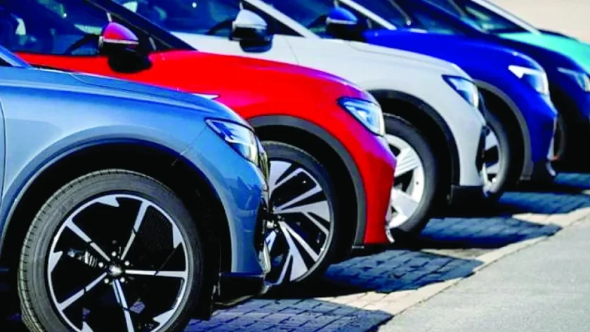 Намаляват продажбите на бензинови и дизелови коли