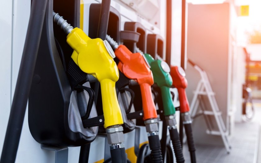 С 500 заявления в час: Хората искат компенсация за горивата