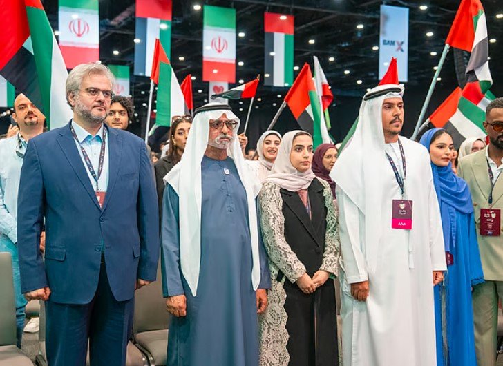 Емирствата ще депортират хиляди иранци, включително и тези със "златни визи"