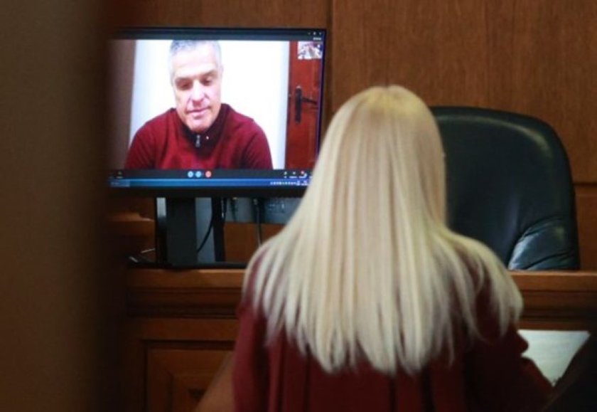 Брендо чистил фитнеса в затвора, творил и се поправил