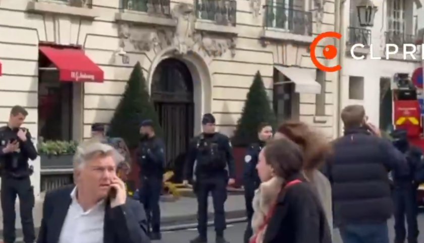 Пламна 5-звездният хотел "Бристол" в Париж, до Елисейския дворец 